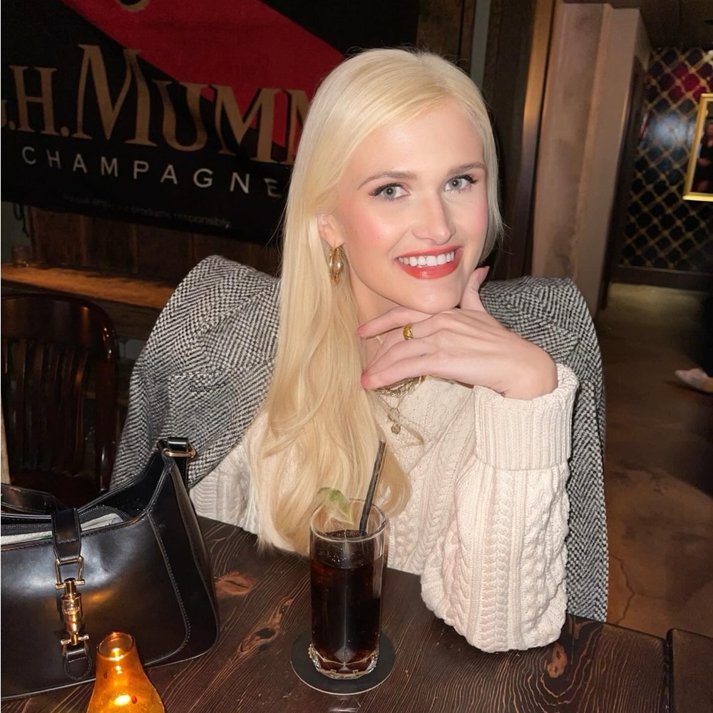 Meet your Posher, Chelsea